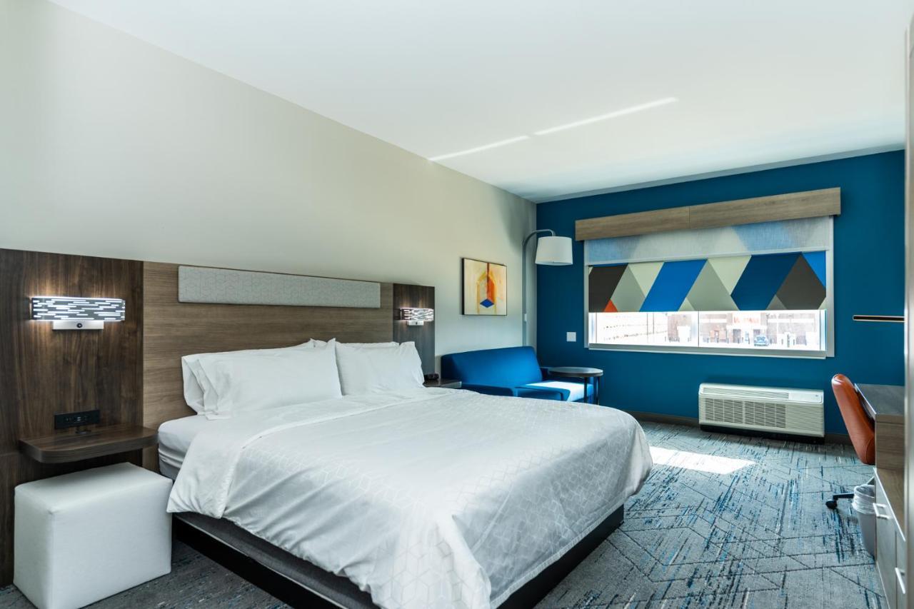 Holiday Inn Express & Suites Charlottesville By Ihg Exteriör bild